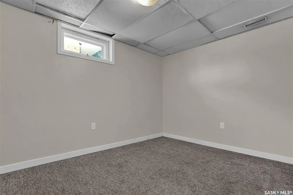 1830 Cowan Crescent Regina SK S4S 4C6