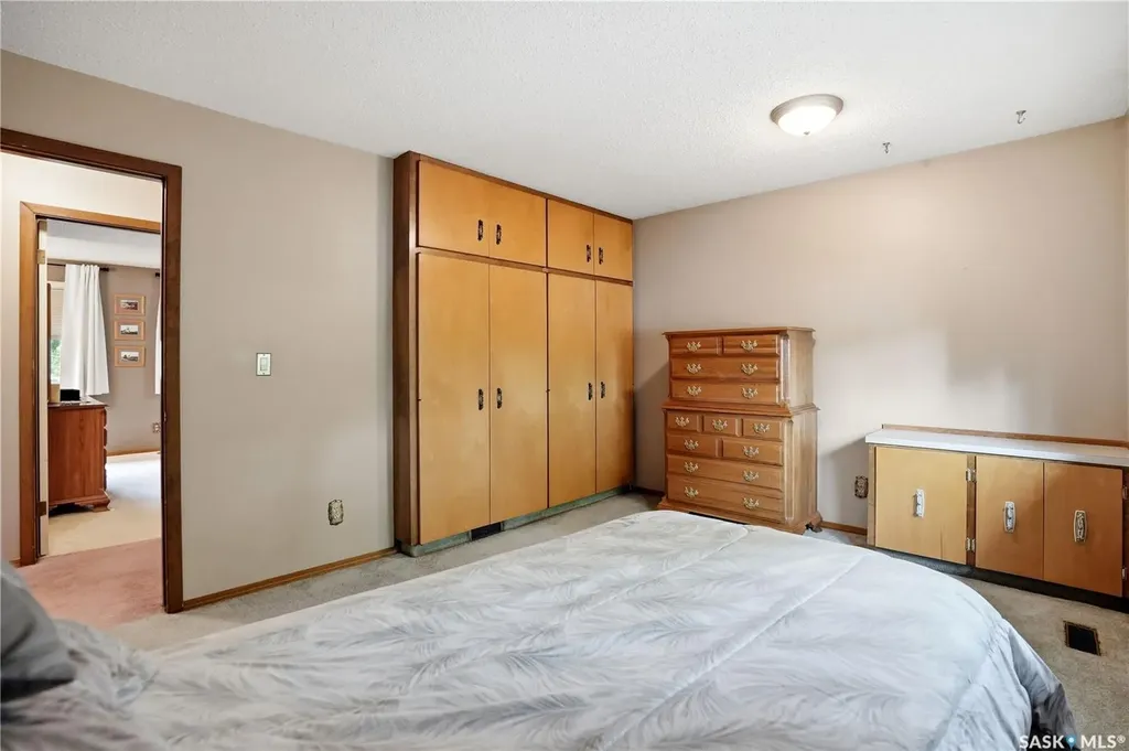 83 Minot Drive Regina SK S4X 1B6