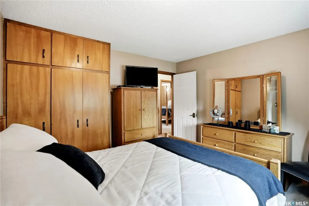 83 Minot Drive Regina SK S4X 1B6
