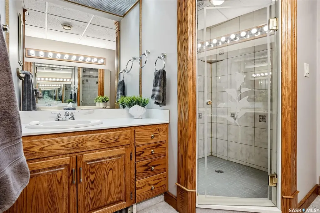 83 Minot Drive Regina SK S4X 1B6