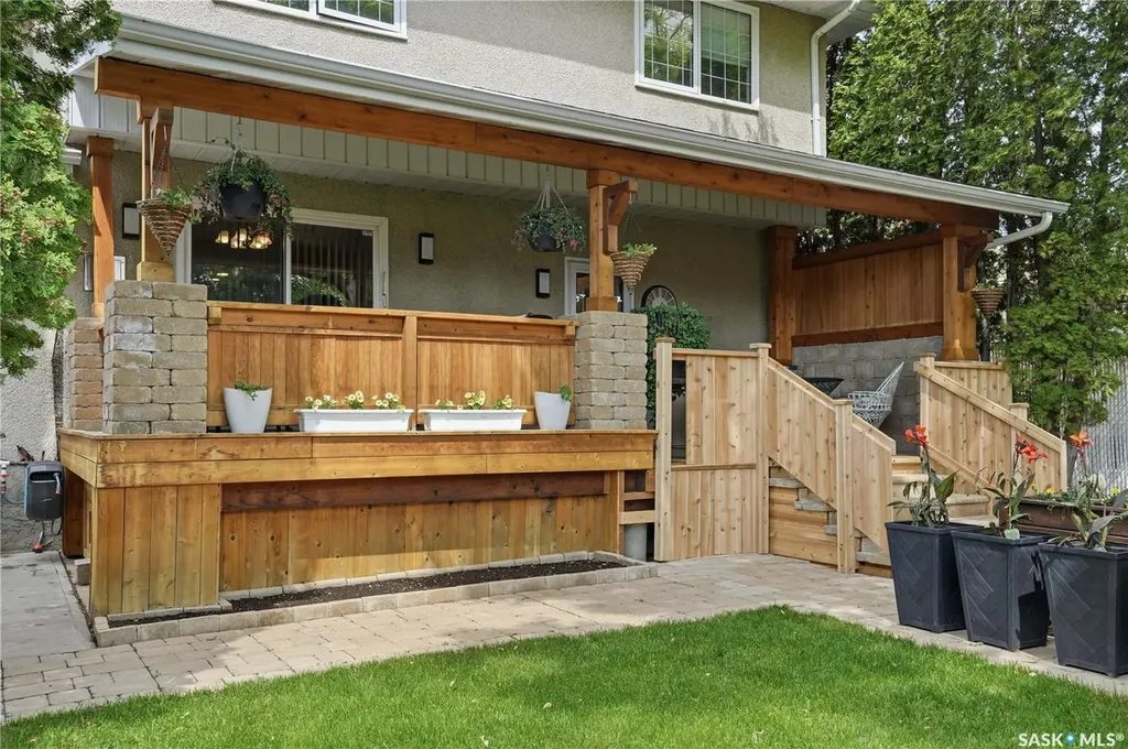83 Minot Drive Regina SK S4X 1B6