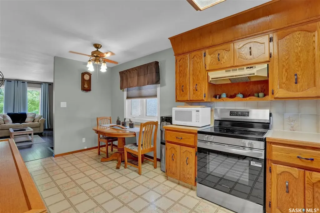 1330 Courtney Street Regina SK S4T 7S1