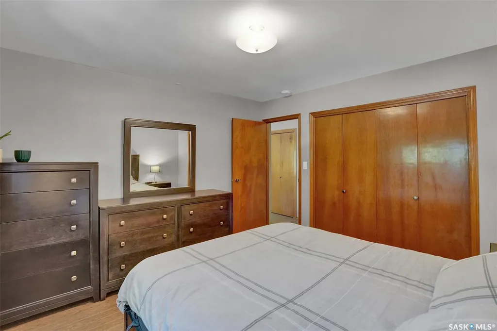 1330 Courtney Street Regina SK S4T 7S1