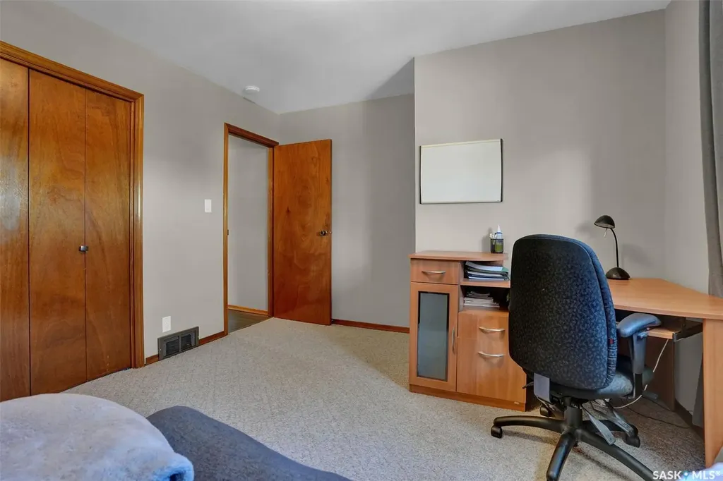 1330 Courtney Street Regina SK S4T 7S1