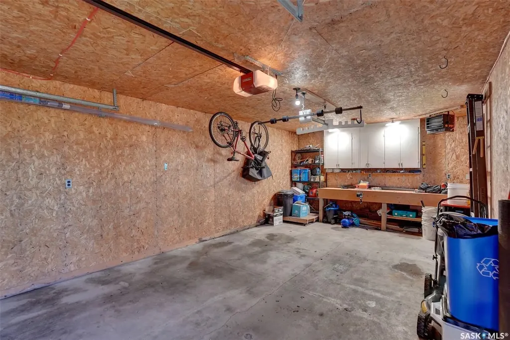1330 Courtney Street Regina SK S4T 7S1