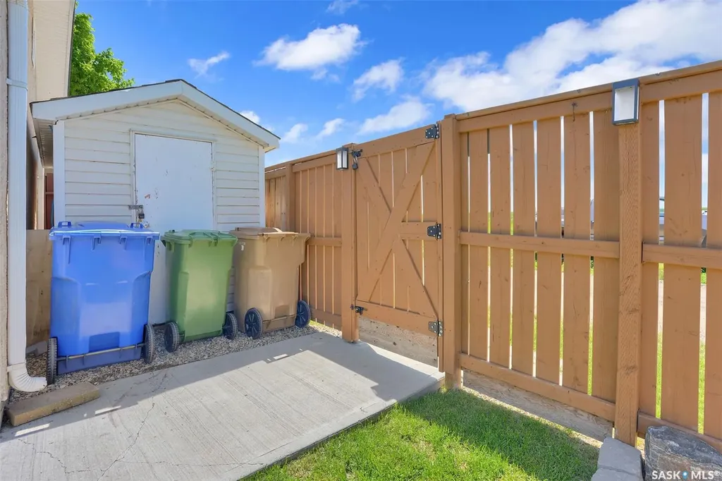 1330 Courtney Street Regina SK S4T 7S1