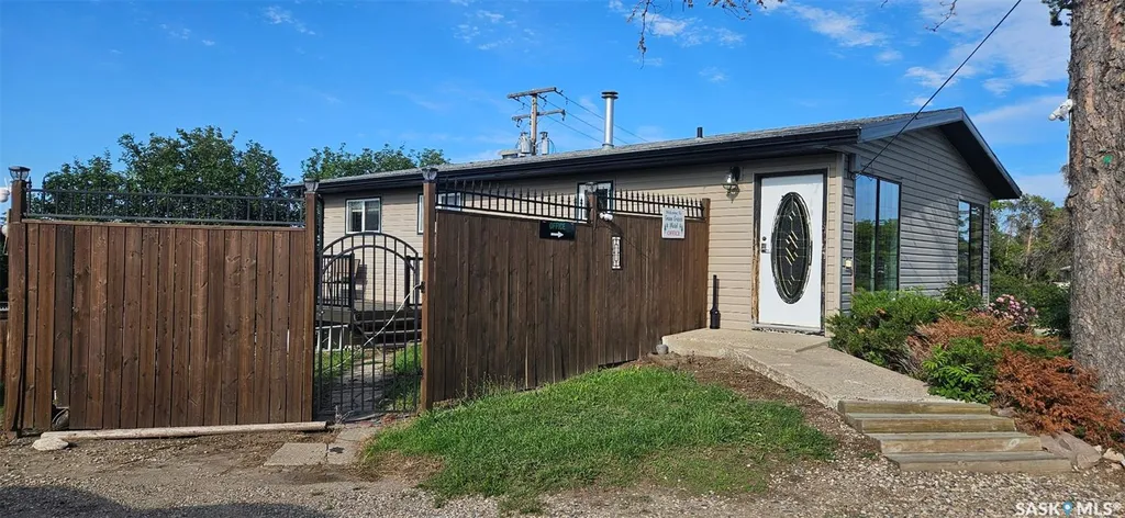 720 8th Street W Nipawin SK S0E 1E0