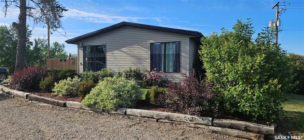 720 8th Street W Nipawin SK S0E 1E0