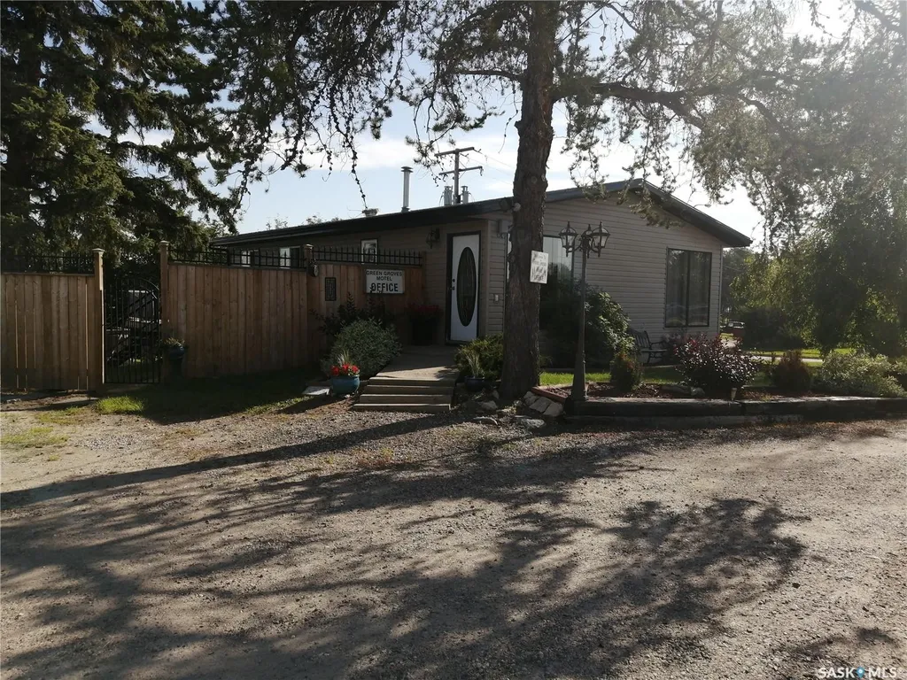 720 8th Street W Nipawin SK S0E 1E0