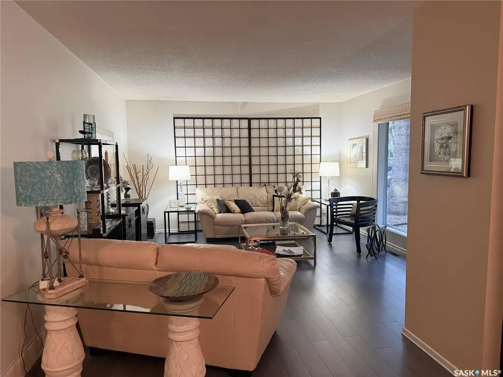 42 Spinks Drive Saskatoon SK S7H 4B8