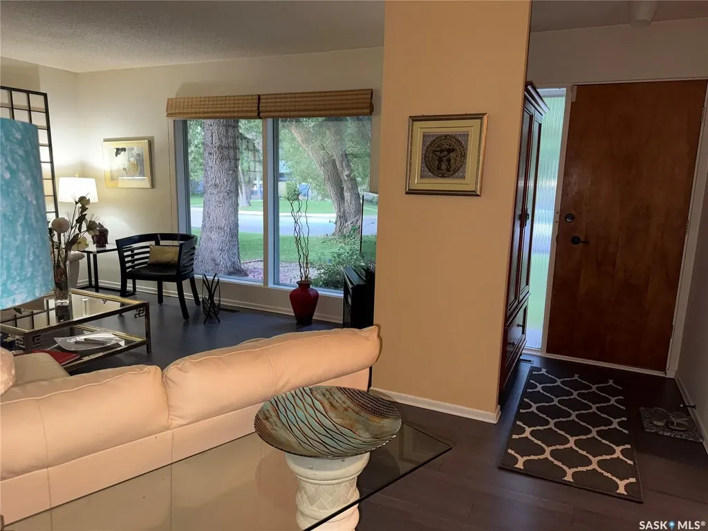 42 Spinks Drive Saskatoon SK S7H 4B8