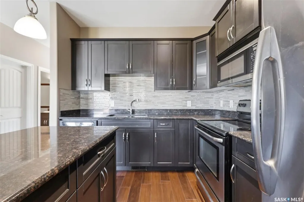 320 Willowgrove Lane Saskatoon SK S7W 0H7
