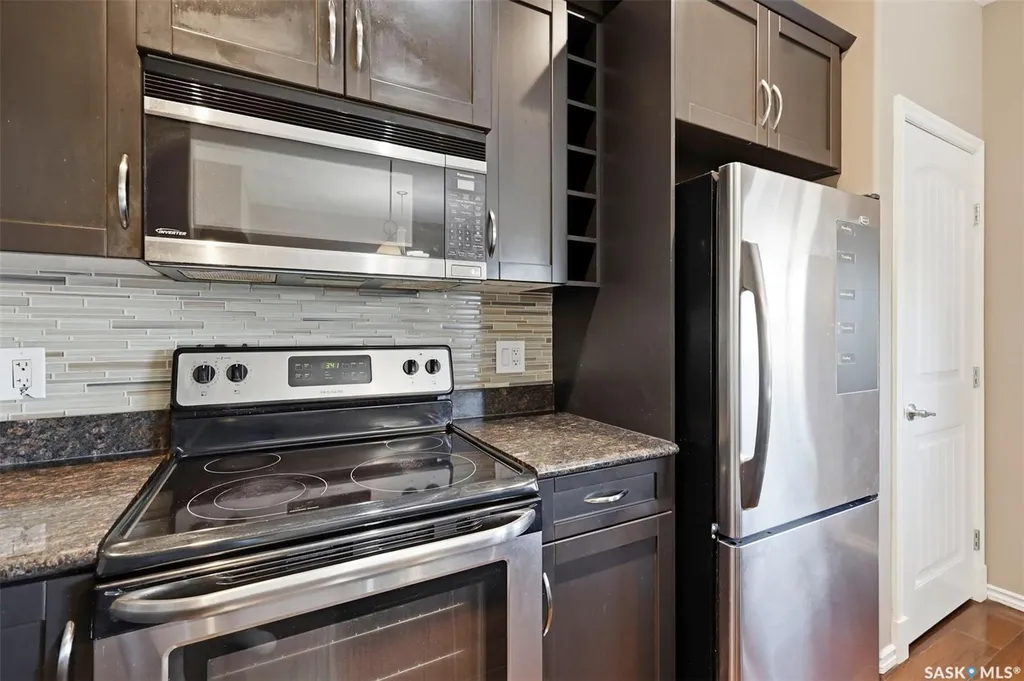 320 Willowgrove Lane Saskatoon SK S7W 0H7