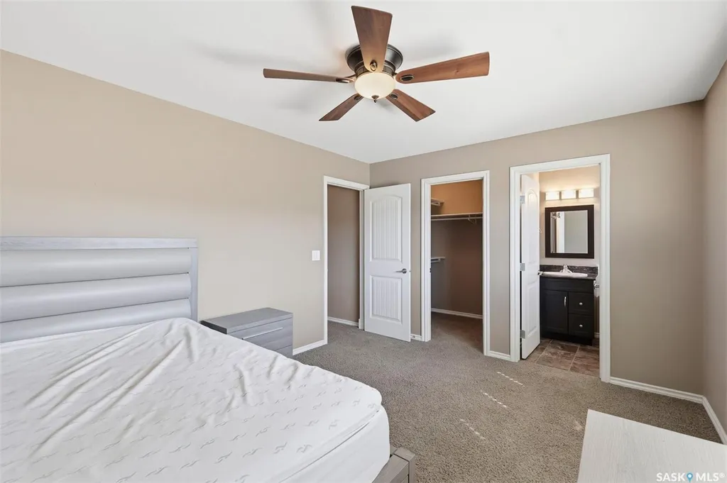 320 Willowgrove Lane Saskatoon SK S7W 0H7