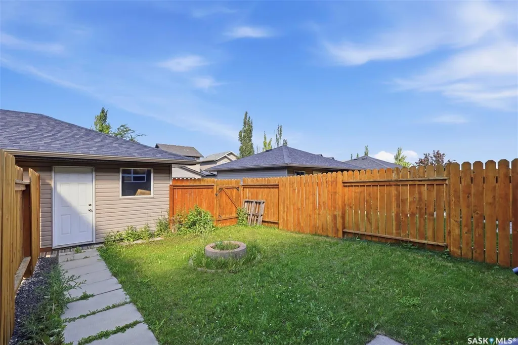320 Willowgrove Lane Saskatoon SK S7W 0H7