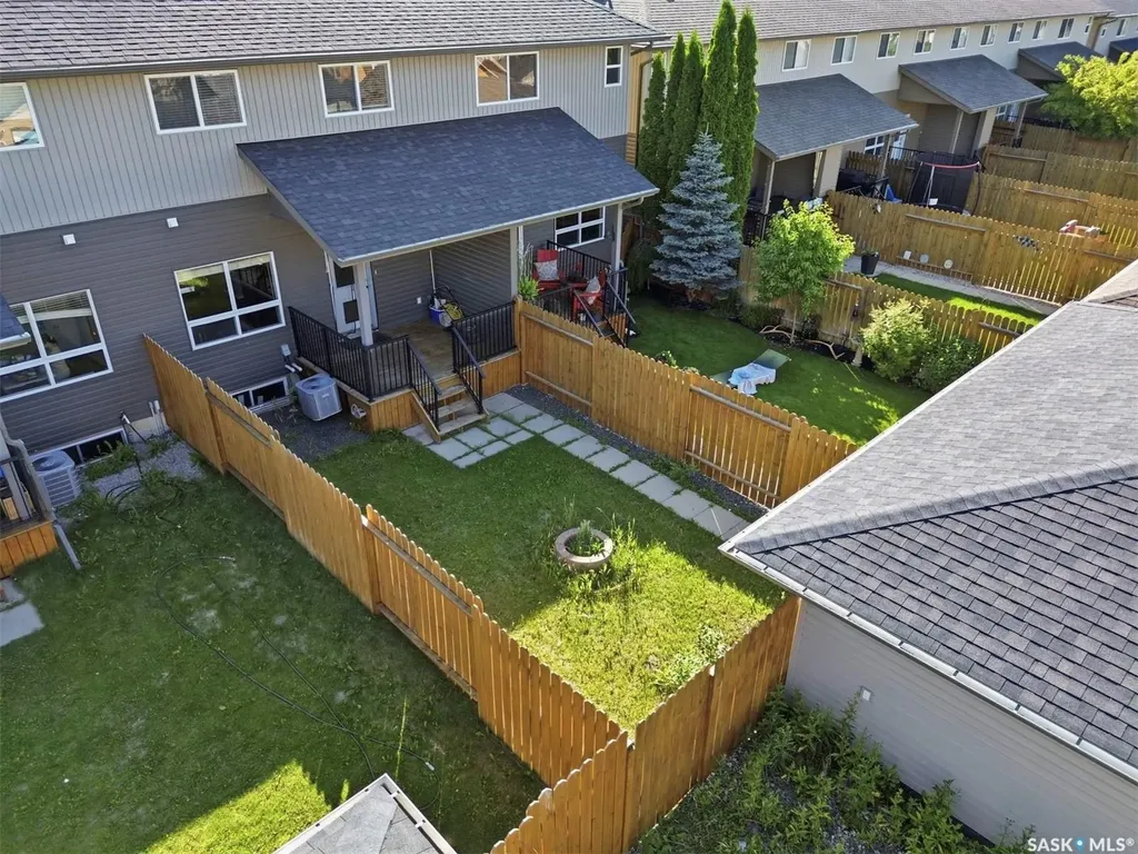 320 Willowgrove Lane Saskatoon SK S7W 0H7