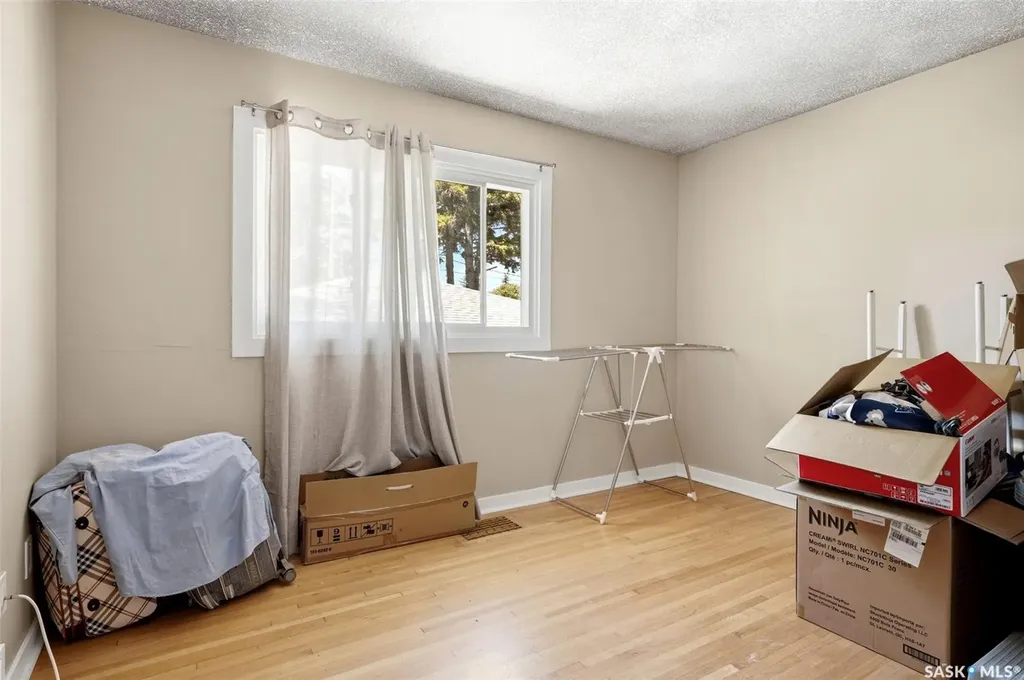 2426 Harvey Street Regina SK S4N 2N4