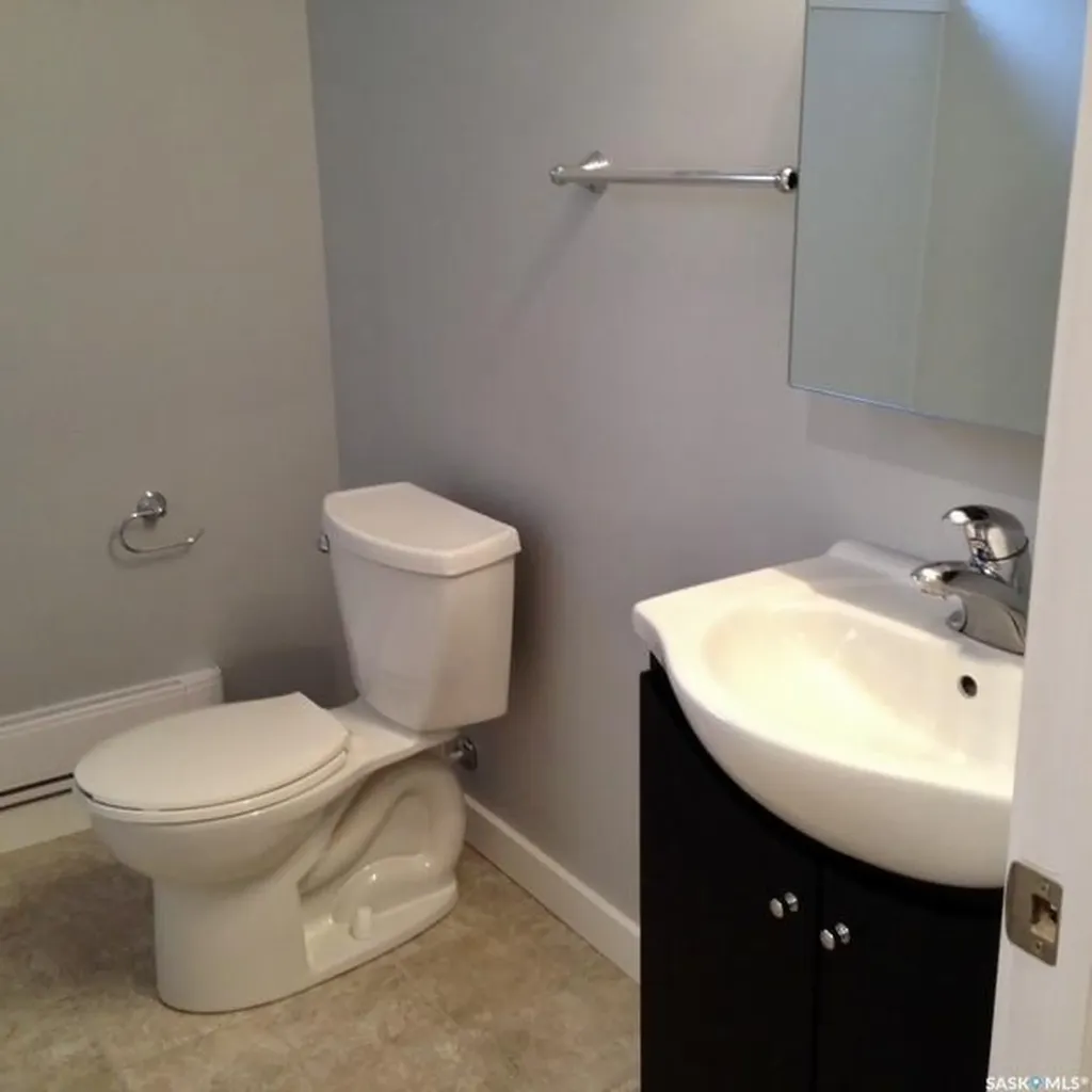 2426 Harvey Street Regina SK S4N 2N4