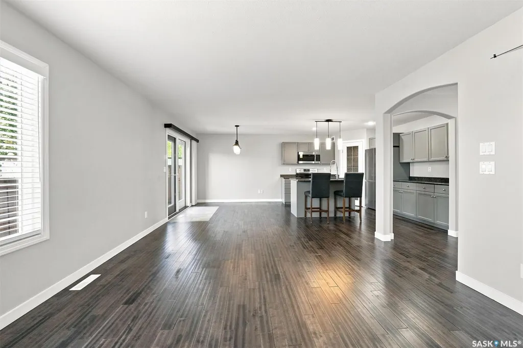 911 Maguire Crescent Saskatoon SK S7W 1A5