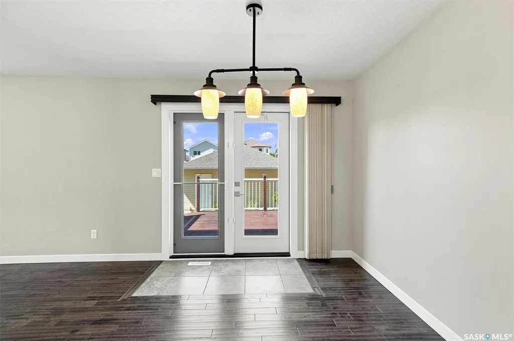 911 Maguire Crescent Saskatoon SK S7W 1A5
