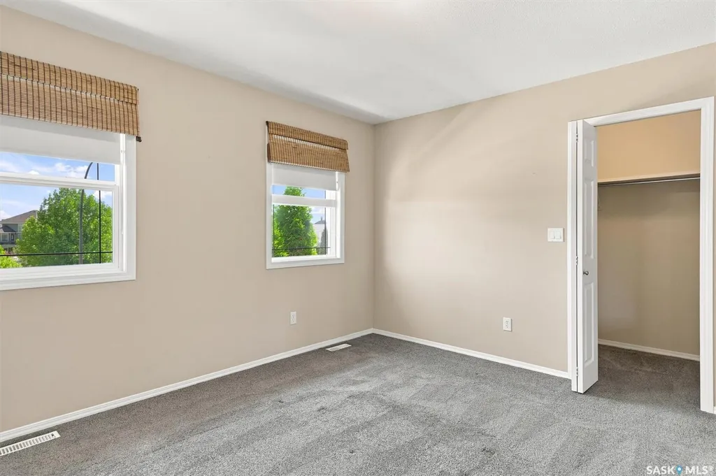 911 Maguire Crescent Saskatoon SK S7W 1A5