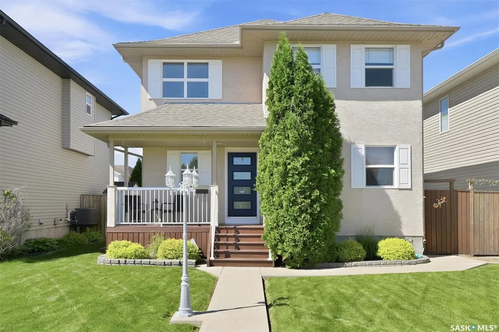 911 Maguire Crescent Saskatoon SK S7W 1A5