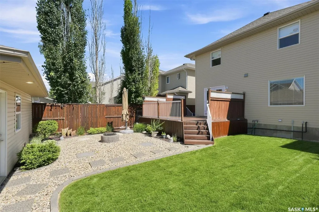 911 Maguire Crescent Saskatoon SK S7W 1A5