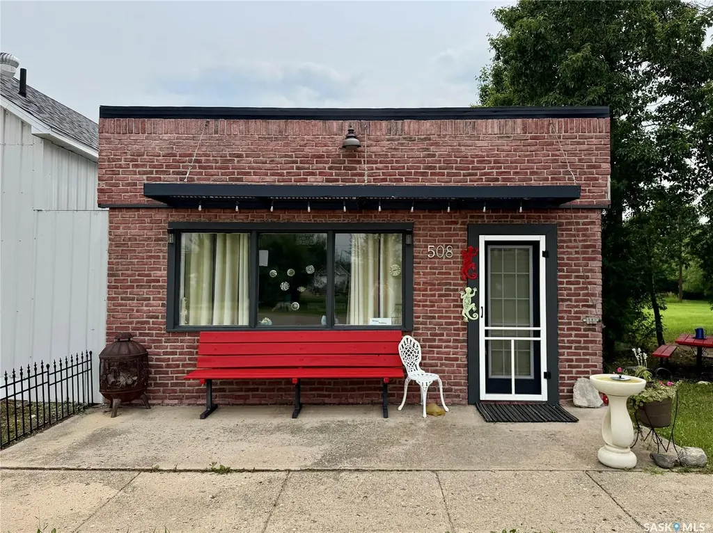 508 Main Street Loreburn SK S0H 2S0