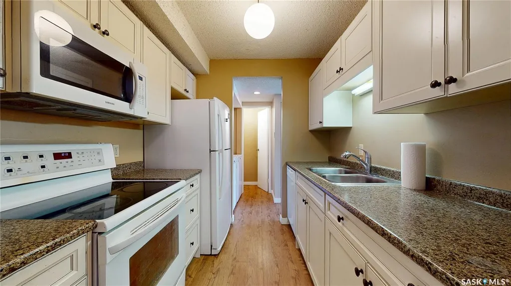 5118 10th Avenue Regina SK S4T 7P5