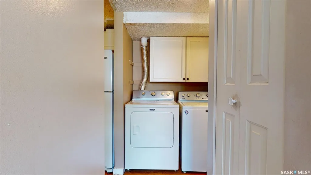 5118 10th Avenue Regina SK S4T 7P5