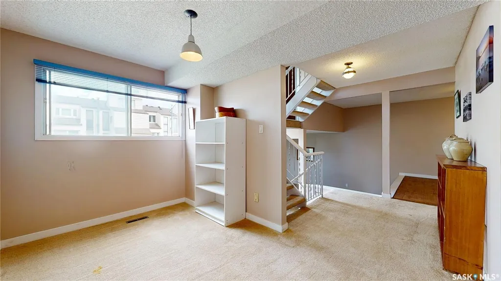 5118 10th Avenue Regina SK S4T 7P5