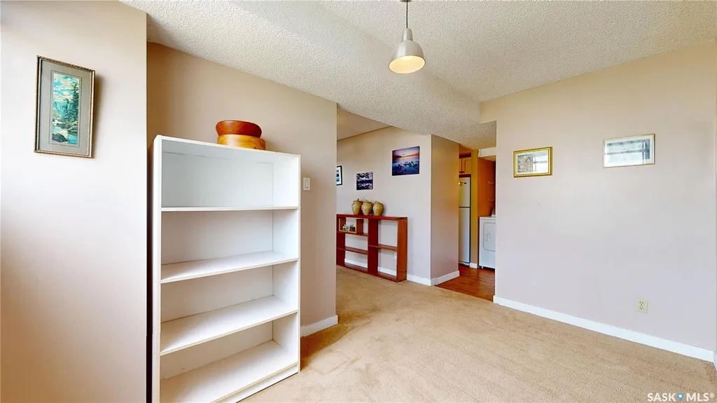 5118 10th Avenue Regina SK S4T 7P5