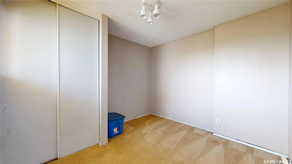 5118 10th Avenue Regina SK S4T 7P5