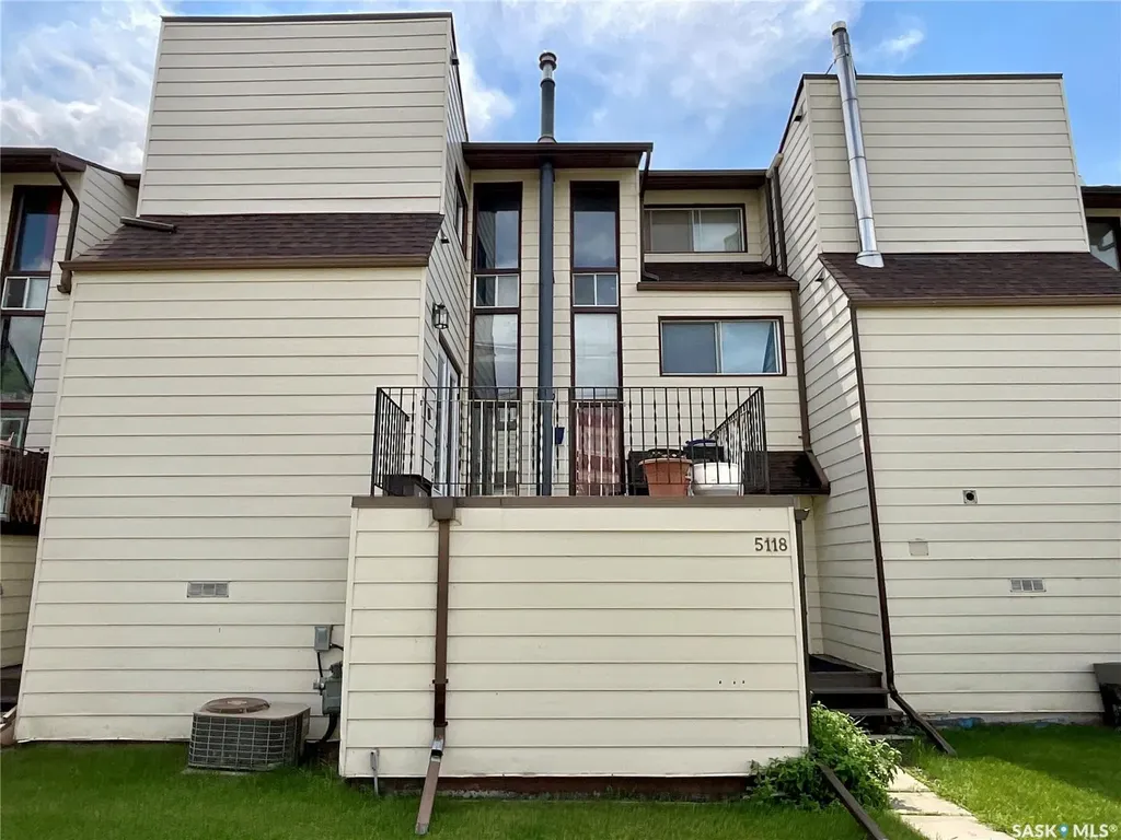 5118 10th Avenue Regina SK S4T 7P5
