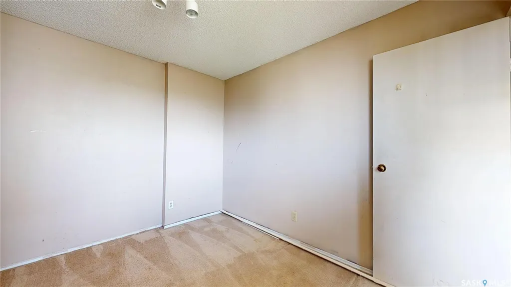 5118 10th Avenue Regina SK S4T 7P5