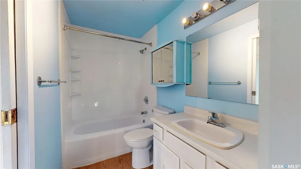 5118 10th Avenue Regina SK S4T 7P5