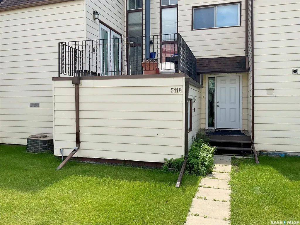 5118 10th Avenue Regina SK S4T 7P5