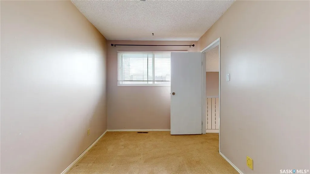 5118 10th Avenue Regina SK S4T 7P5