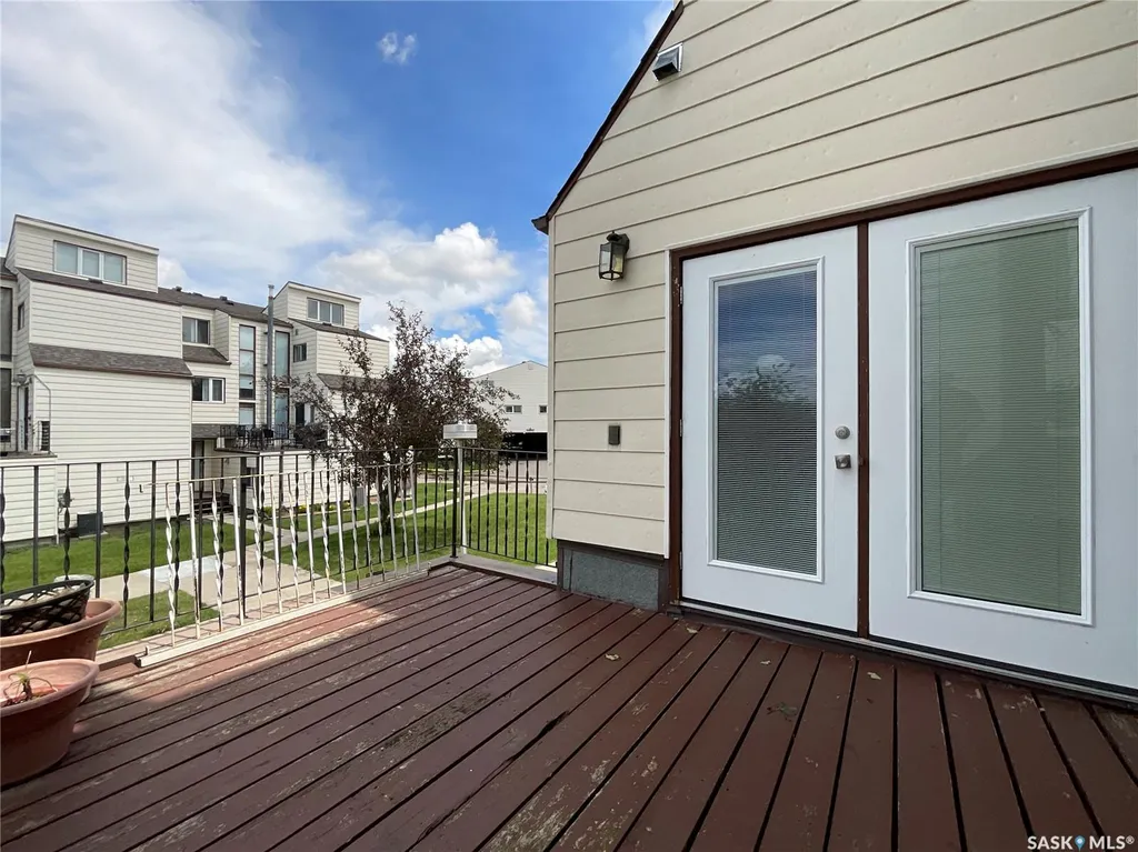 5118 10th Avenue Regina SK S4T 7P5