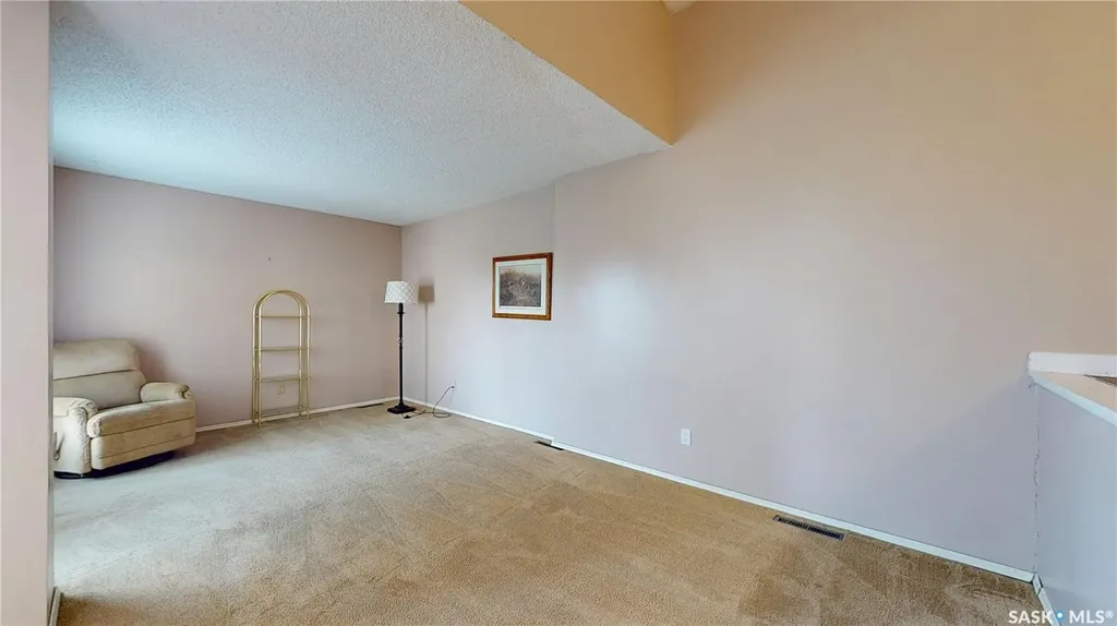 5118 10th Avenue Regina SK S4T 7P5
