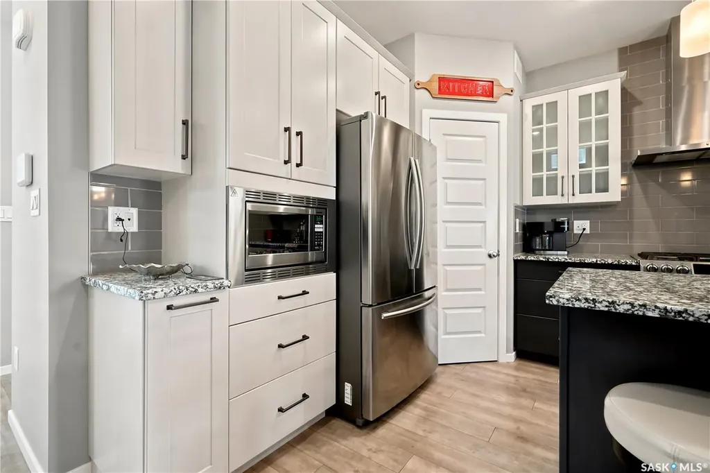 211 Dagnone Lane Saskatoon SK S7V 0R1