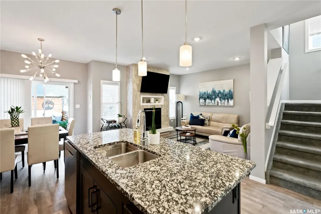 211 Dagnone Lane Saskatoon SK S7V 0R1