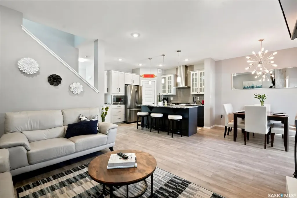 211 Dagnone Lane Saskatoon SK S7V 0R1