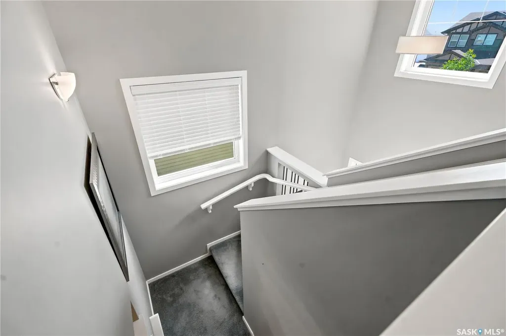 211 Dagnone Lane Saskatoon SK S7V 0R1