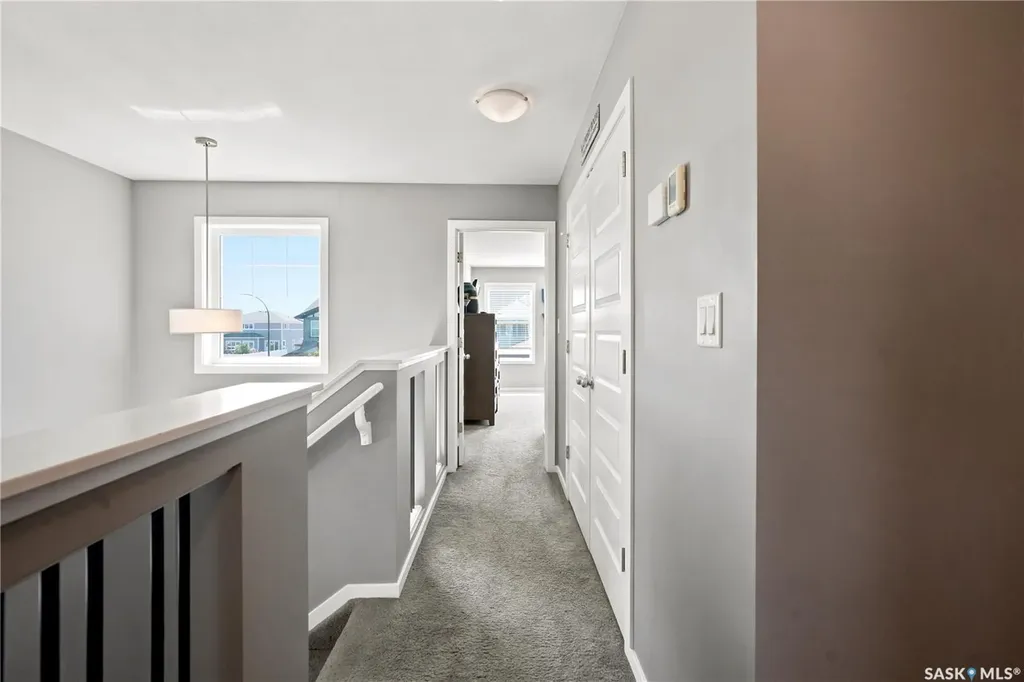 211 Dagnone Lane Saskatoon SK S7V 0R1