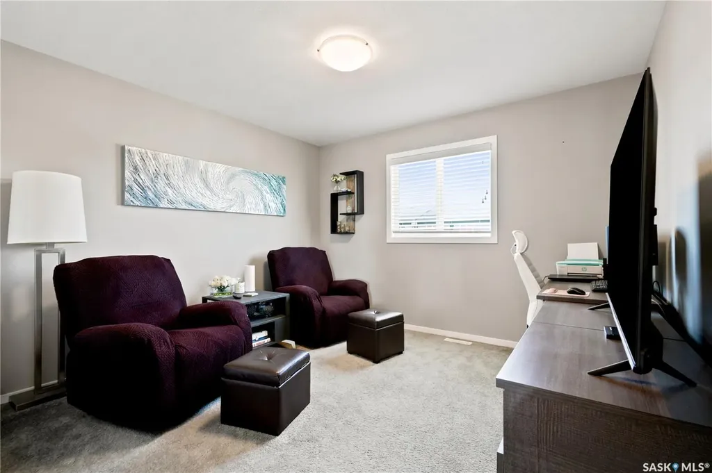 211 Dagnone Lane Saskatoon SK S7V 0R1