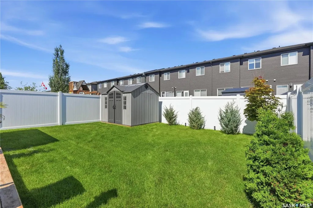211 Dagnone Lane Saskatoon SK S7V 0R1