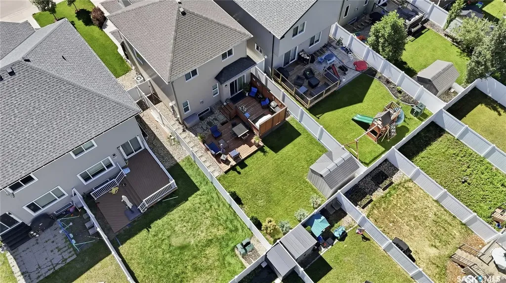 211 Dagnone Lane Saskatoon SK S7V 0R1