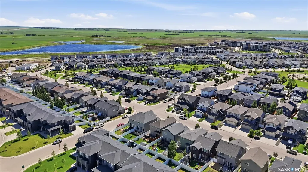 211 Dagnone Lane Saskatoon SK S7V 0R1