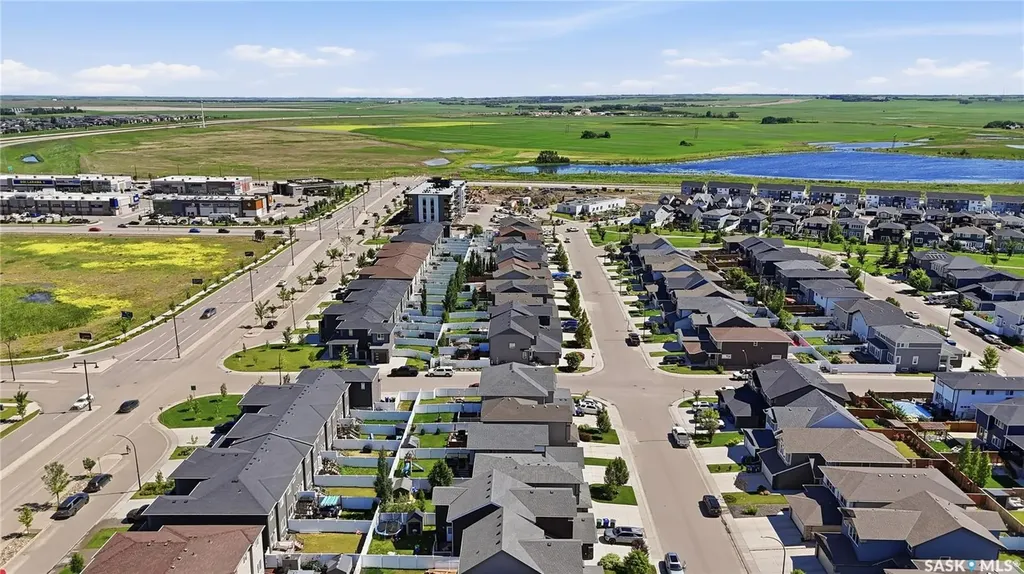 211 Dagnone Lane Saskatoon SK S7V 0R1